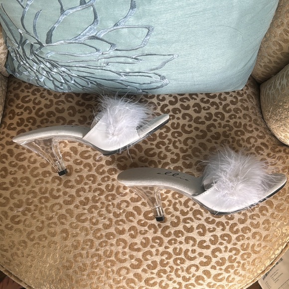 NIP Ellie feather kitten heel mules - Picture 5 of 8